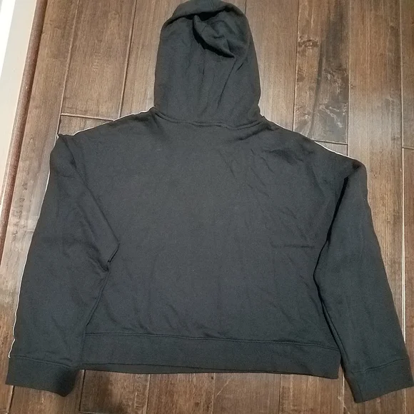 Adidas Cropped Hoodie CR4766 Black Noir Sweatshirt  Size XL NEW - Picture 3 of 11